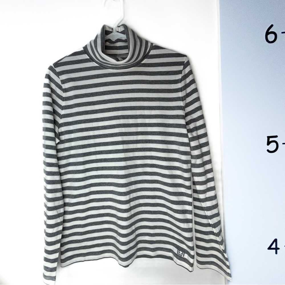 Liz Claiborne Sport Turtleneck Gray White Stripe Sweater Medium